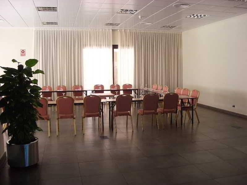 Alcala Plaza Hotel Alcala de Henares Exterior photo