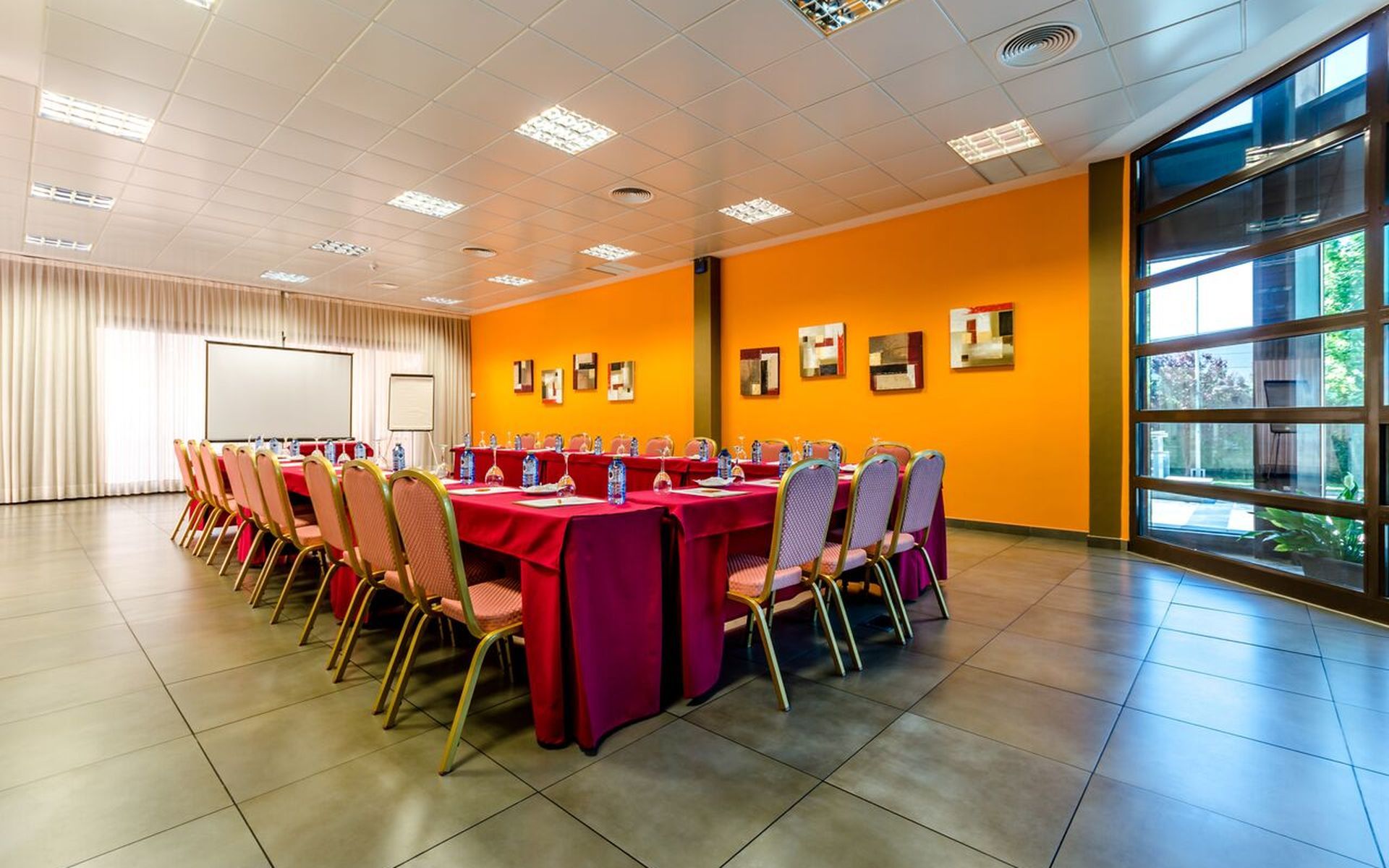 Alcala Plaza Hotel Alcala de Henares Exterior photo