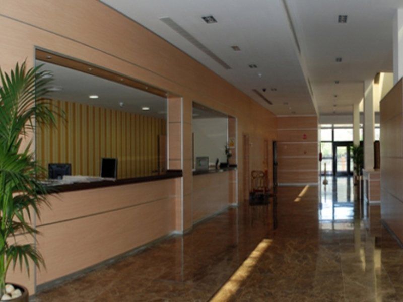 Alcala Plaza Hotel Alcala de Henares Exterior photo